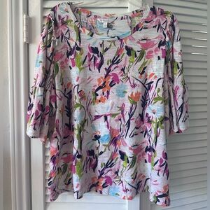Crown & Ivy Size XL Multicolor Floral Short Sleeve Top Ruffles